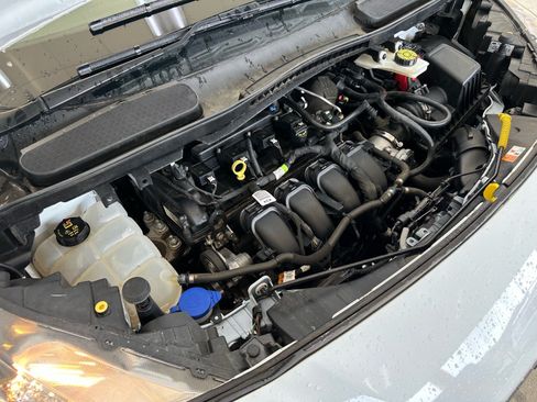 Used 2023 Ford Transit Connect XL FWD image 13