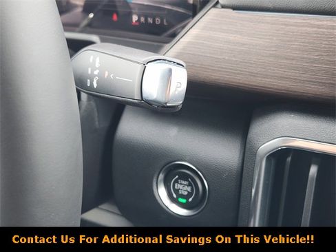 New 2026 GMC Acadia Denali w/ Super Cruise Package image 16