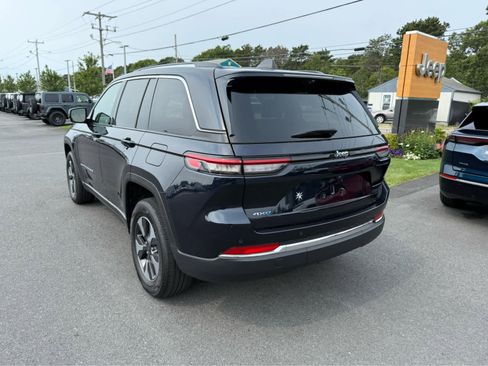 Used 2023 Jeep Grand Cherokee 4WD 4xe w/ Luxury Tech Group II image 6