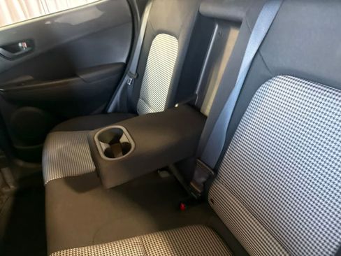 Used 2020 Hyundai Kona SE FWD image 17