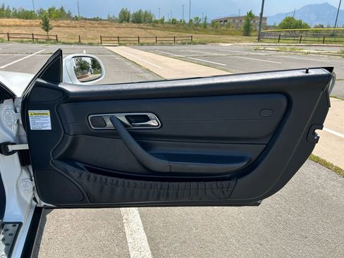 Used 1999 Mercedes-Benz SLK 230 image 14