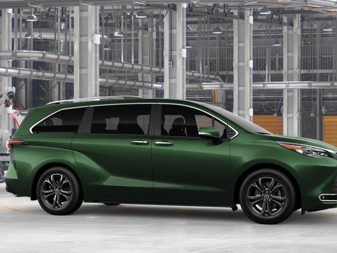 New 2026 Toyota Sienna Platinum AWD/4WD image 15