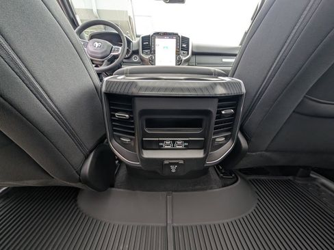 New 2026 RAM 1500 4x4 Crew Cab image 46