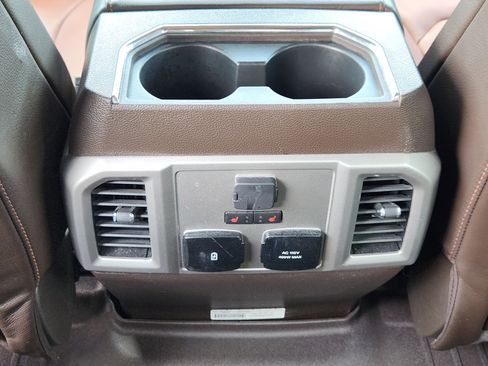 Used 2022 Ford F250 King Ranch w/ King Ranch Ultimate Package AWD/4WD image 30