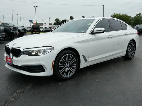 Used 2019 BMW 530i xDrive w/ Convenience Package AWD/4WD image 9