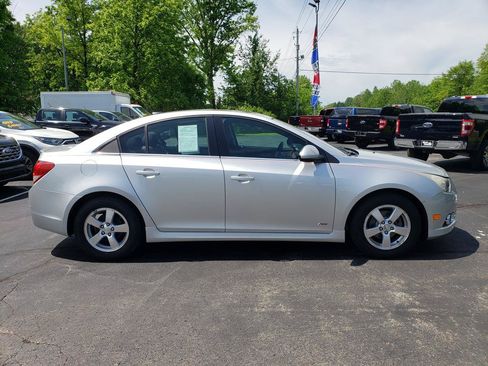 Used 2014 Chevrolet Cruze LT w/ All-Star Edition FWD image 4