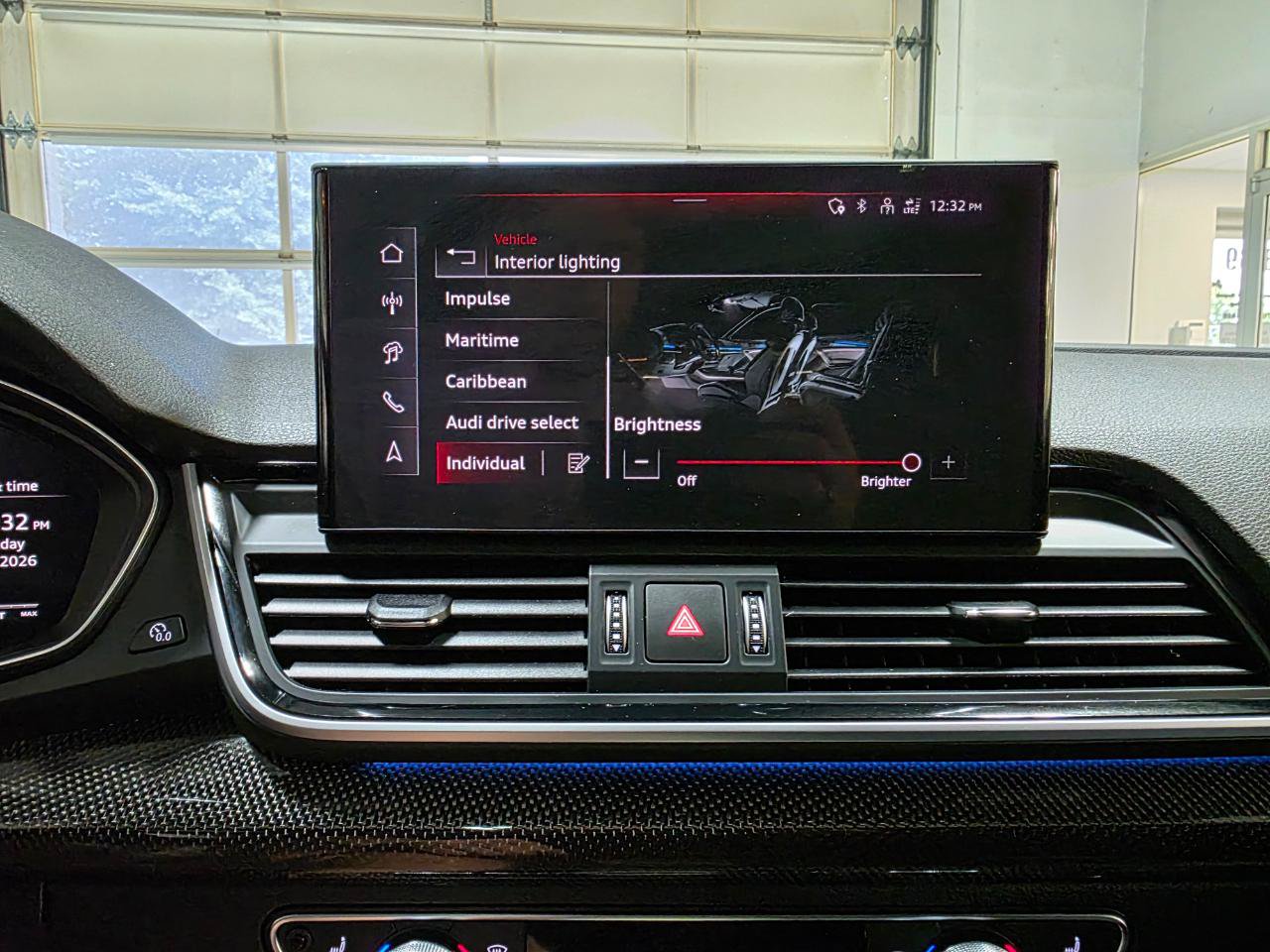 Used 2024 Audi SQ5 Prestige AWD/4WD image 41