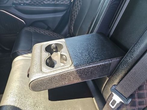 Used 2023 Jeep Grand Cherokee Summit w/ Adv Protech Group IV AWD/4WD image 18