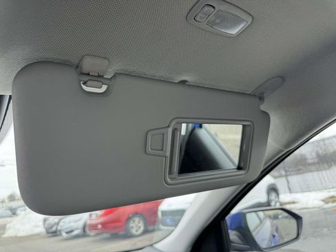 Used 2023 Hyundai Elantra SEL image 31