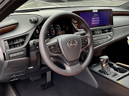 New 2025 Lexus ES 350 w/ Premium Package image 6
