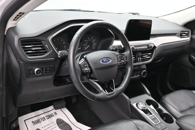 Used 2022 Ford Escape SEL FWD image 17