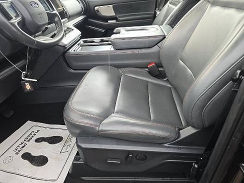 Used 2025 Ford Expedition Max Active RWD image 6