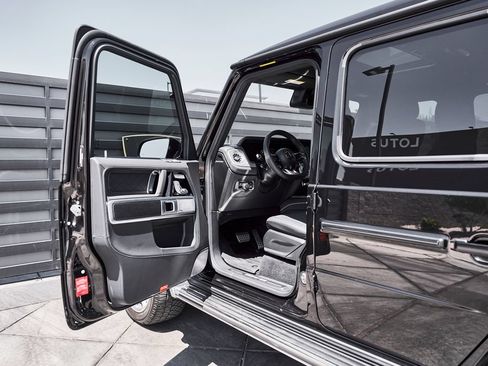 Used 2026 Mercedes-Benz G 63 AMG 4MATIC image 32
