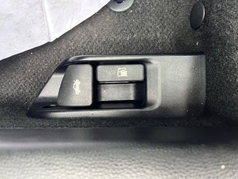 Used 2024 Toyota Corolla LE image 12