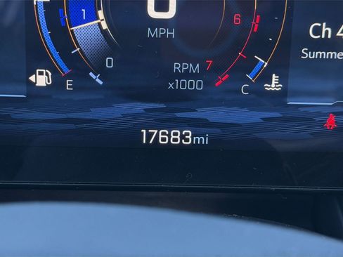 Used 2025 Chevrolet Equinox LT image 39