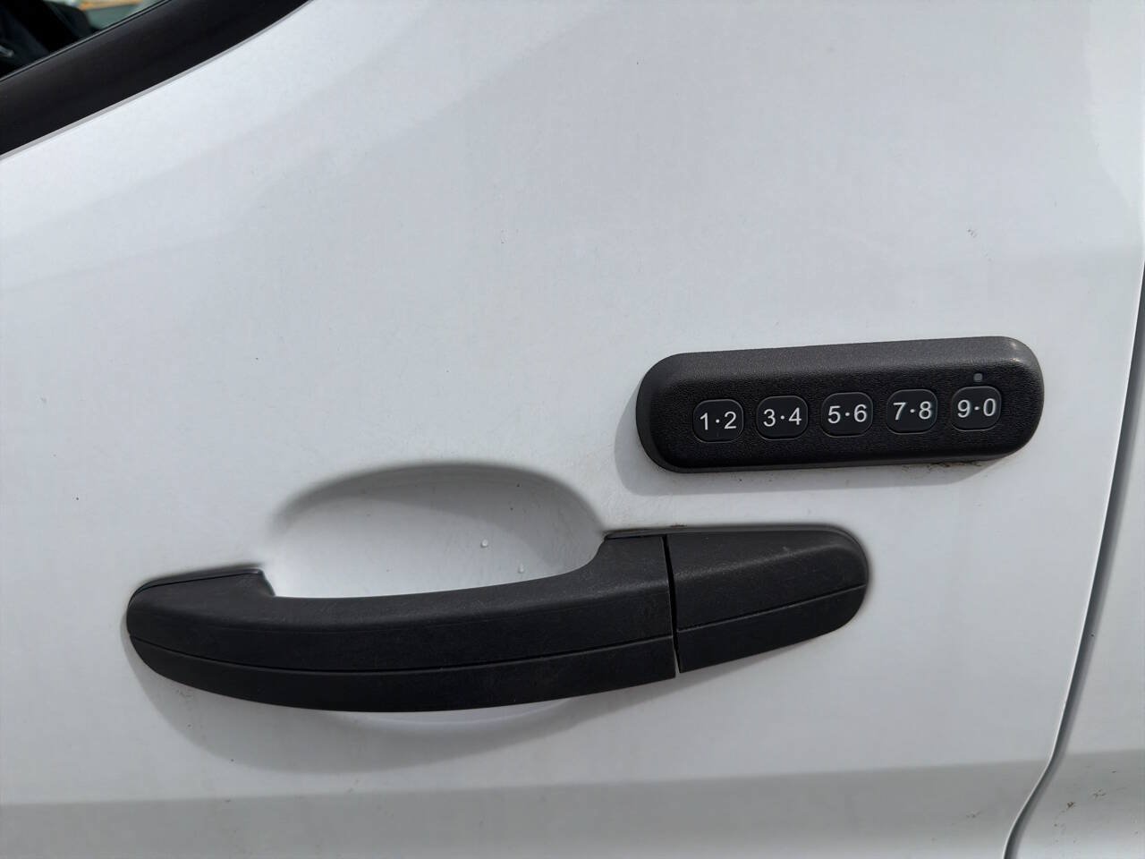 Used 2022 Ford Transit 250 Low Roof RWD image 7