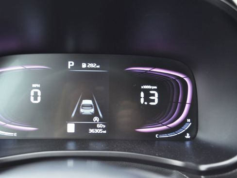 Used 2024 Kia Soul LX w/ LX Technology Package image 13