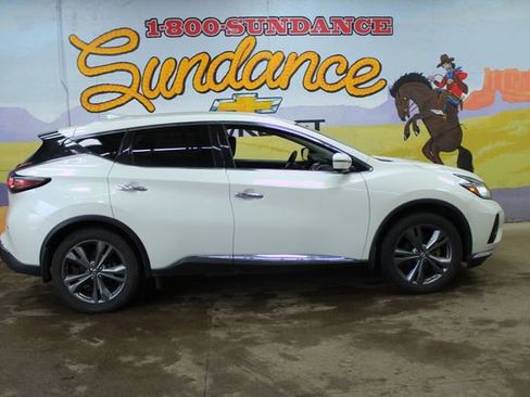 Used 2019 Nissan Murano Platinum image 1