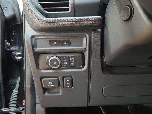 Used 2022 Ford Expedition Max Limited image 28