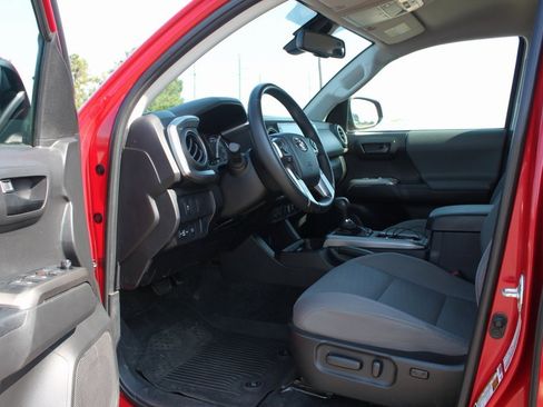 Used 2023 Toyota Tacoma SR5 image 11