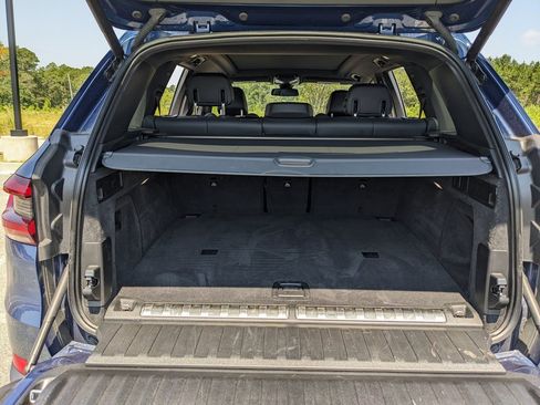 Used 2023 BMW X5 xDrive45e image 40