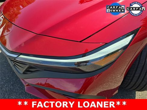 Used 2025 Hyundai Elantra Sport image 30