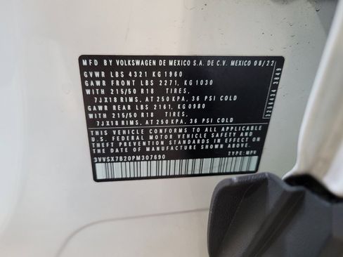 Used 2023 Volkswagen Taos SE image 33