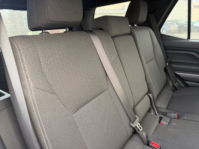 Used 2025 Toyota 4Runner SR5 AWD/4WD image 17
