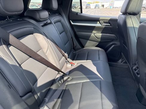 New 2026 GMC Terrain Elevation w/ Elevation Premium Package AWD/4WD image 37