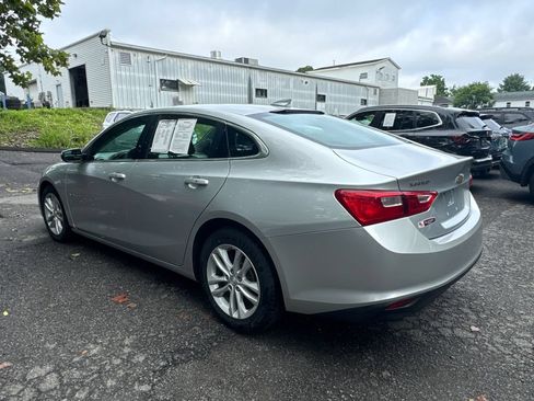 Used 2018 Chevrolet Malibu Hybrid FWD image 5