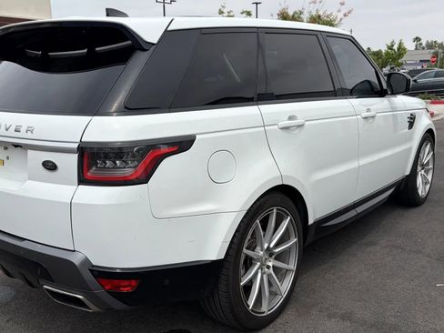 Used 2018 Land Rover Range Rover Sport HSE AWD/4WD image 5