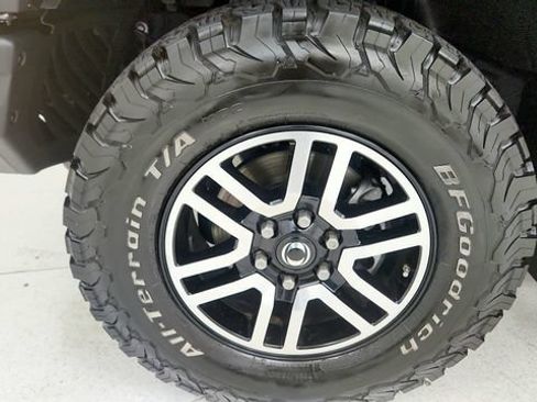 Used 2025 INEOS Grenadier AWD/4WD image 83