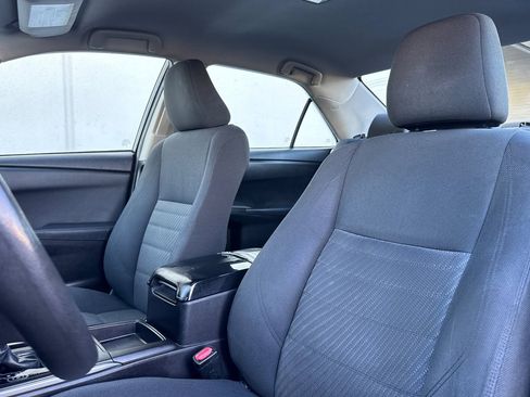Used 2015 Toyota Camry LE image 21