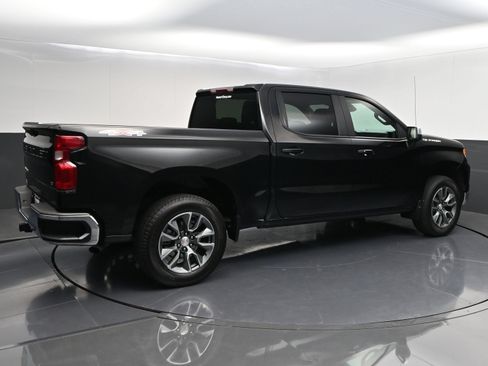 Used 2026 Chevrolet Silverado 1500 LT AWD/4WD image 7