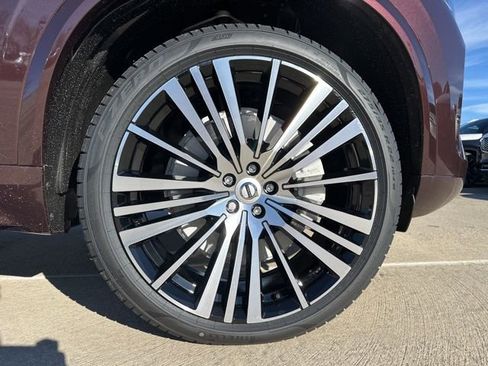 New 2026 Volvo XC90 B6 Core w/ Protection Package Premier AWD/4WD image 10