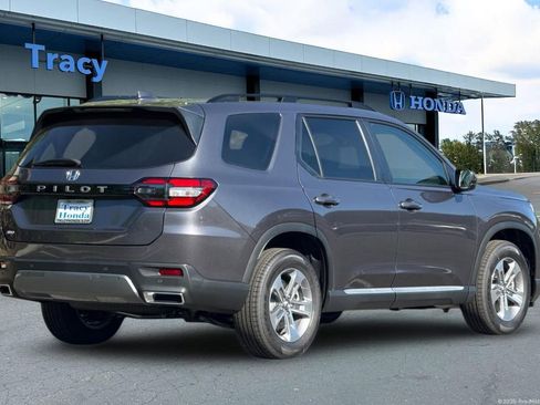 New 2026 Honda Pilot EX-L image 6