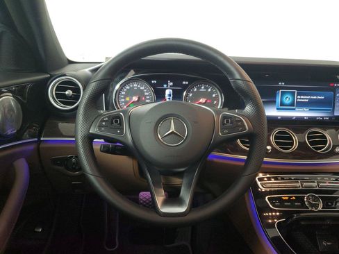 Used 2017 Mercedes-Benz E 400 4MATIC Wagon image 16
