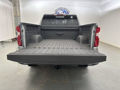Used 2023 Chevrolet Silverado 1500 RST w/ Rally Edition AWD/4WD image 23