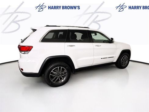 Used 2022 Jeep Grand Cherokee Limited image 32