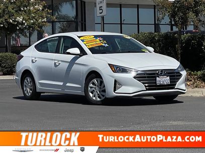 Used 2020 Hyundai Elantra SE w/ Cargo Package (C1)