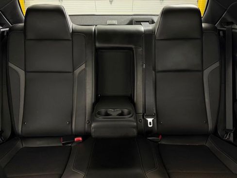 Used 2017 Dodge Challenger GT w/ Driver Convenience Group AWD/4WD image 27