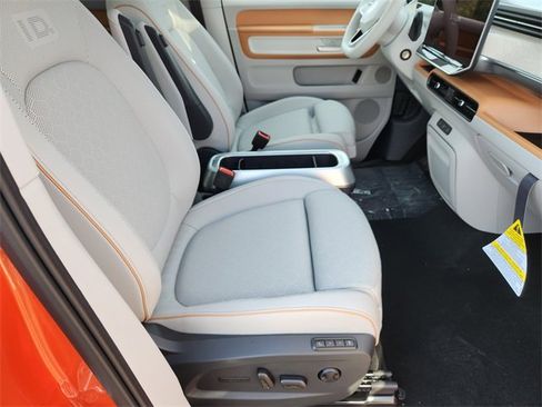 New 2025 Volkswagen ID. Buzz Pro S Plus image 13