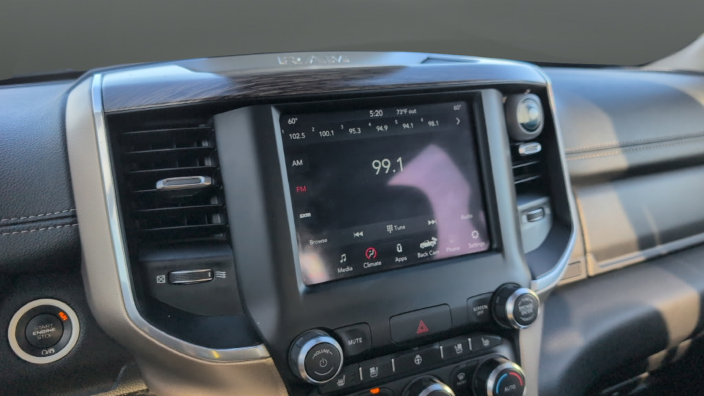 Used 2020 RAM 1500 Laramie AWD/4WD image 18