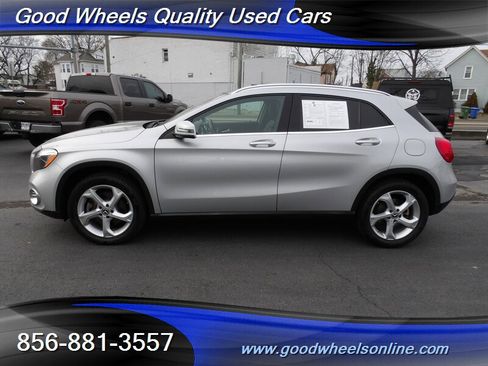 Used 2018 Mercedes-Benz GLA 250 4MATIC image 8