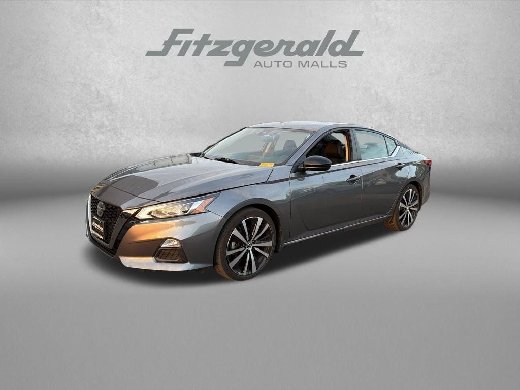 Used 2022 Nissan Altima 2.5 SR FWD image 2