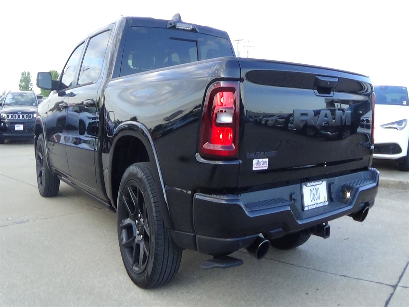 Used 2025 RAM 1500 Laramie w/ Night Edition AWD/4WD image 8