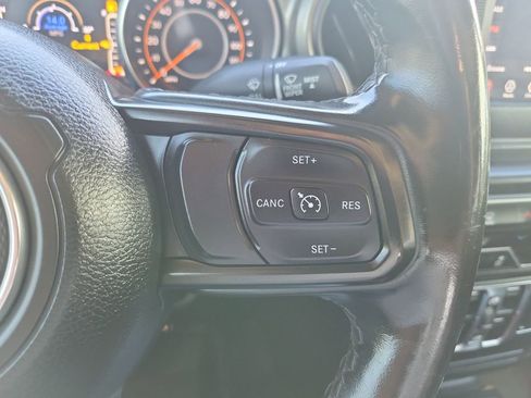 Used 2021 Jeep Gladiator Sport AWD/4WD image 34