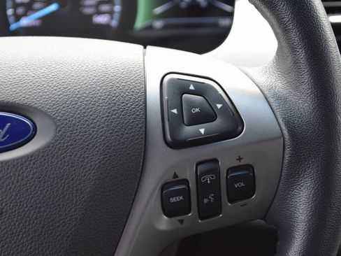 Used 2018 Ford Taurus SEL w/ Equipment Group 201A image 13