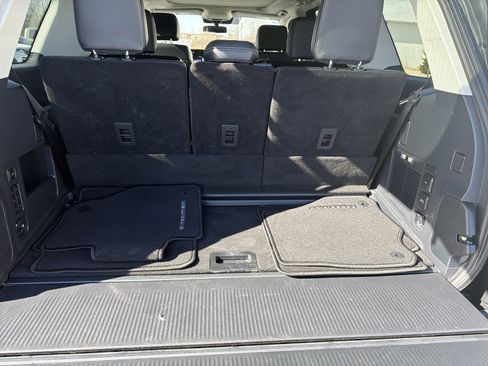 Certified 2025 Ford Expedition Platinum image 13