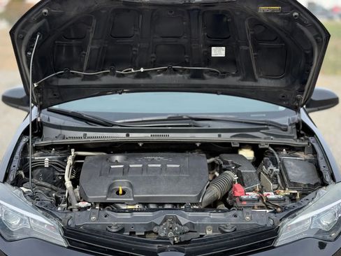 Used 2018 Toyota Corolla L image 27